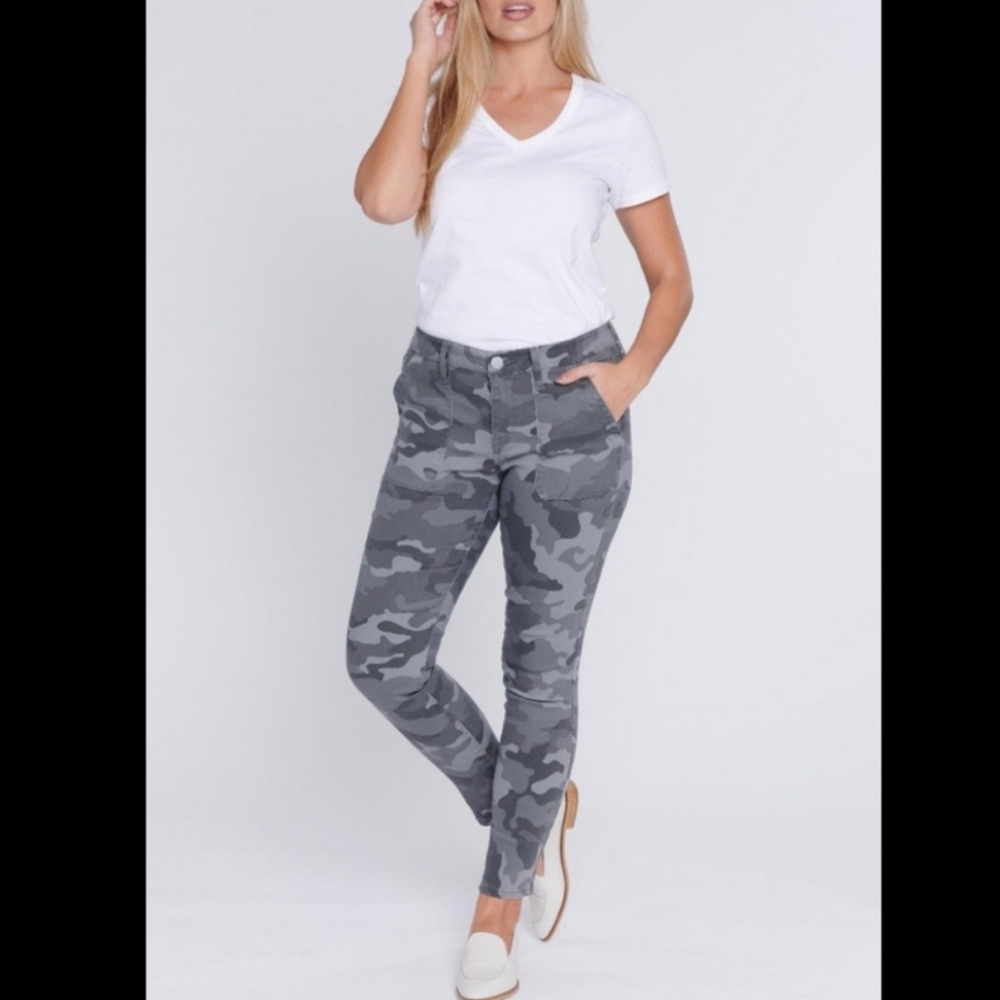 NWT Seven7 Utility Ankle Skinny Concrete Camo Pants Women's 14 Green Boho Retro